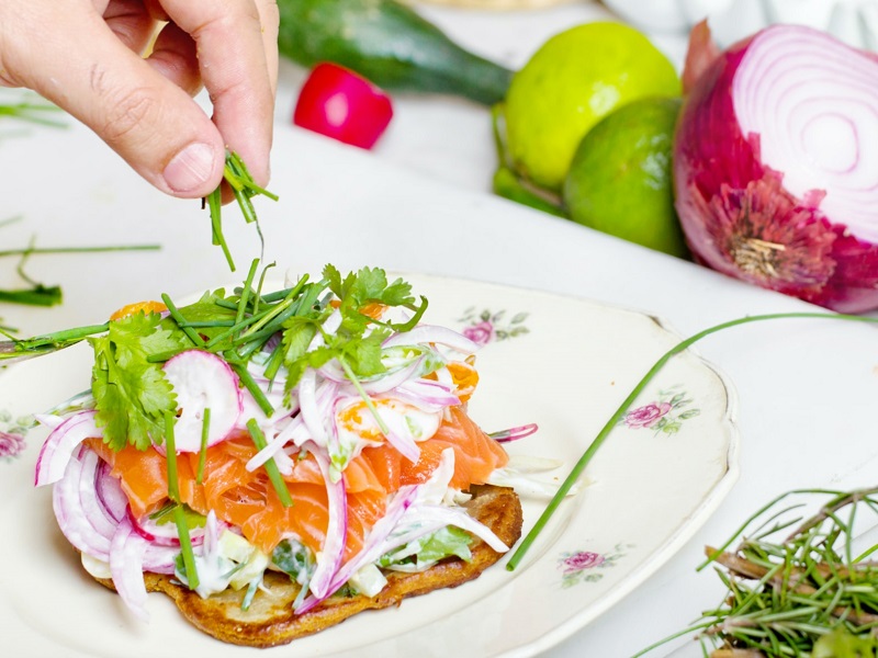 Salmon sandwich
